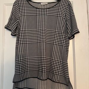 Calvin Klein Women's Black and White Houndstooth Blouse